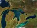 Wielkie jeziora północnoamerykańskie: ich znaczenie i zagrożenia ekologiczne
