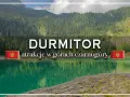 Jezioro w górach Durmitor, Czarnogóra, z napisem "DURMITOR atrakcje w górach Czarnogóry".