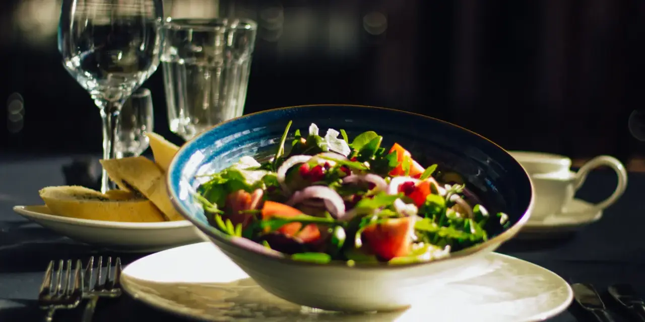 Gdzie zjeść w Puławach? Odkryj najlepsze restauracje i smaki