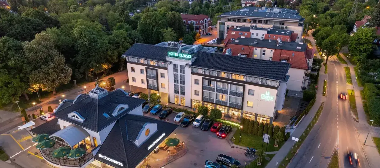 Gdzie szukać noclegów w Polsce i uniknąć wysokich cen?