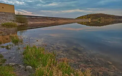Jezioro Dobromierskie - tajemnice, które warto poznać i zobaczyć
