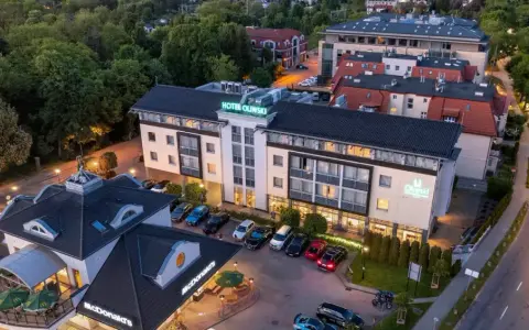 Gdzie szukać noclegów w Polsce i uniknąć wysokich cen?
