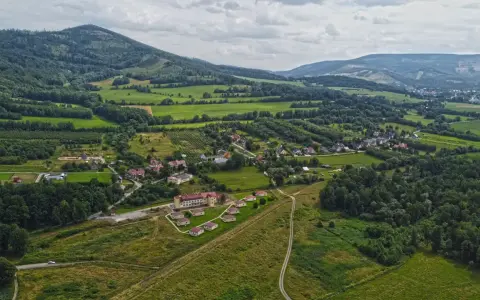 Jarnołtówek atrakcje: odkryj nieznane skarby turystyczne w regionie