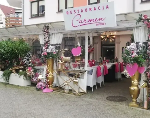 Międzyzdroje gdzie zjeść - najlepsze restauracje i smaki na wybrzeżu