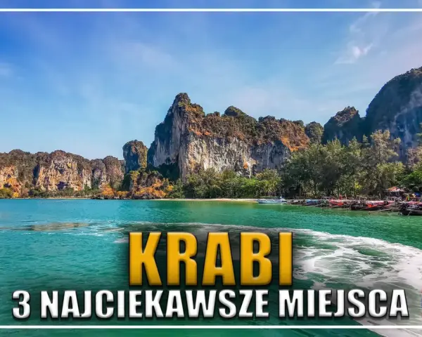 Widok na turkusową wodę, skaliste klify i łodzie w Krabi, Tajlandia.