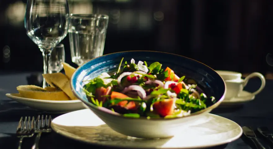 Gdzie zjeść w Puławach? Odkryj najlepsze restauracje i smaki