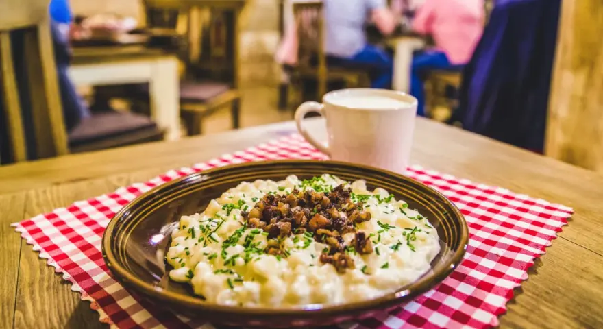 Bratysława gdzie zjeść: najlepsze restauracje i ukryte skarby kulinarne