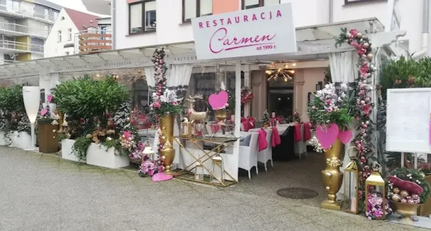 Międzyzdroje gdzie zjeść - najlepsze restauracje i smaki na wybrzeżu