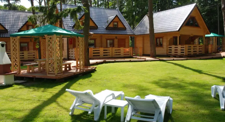 Tanie domki nad jeziorem Zachodniopomorskie – komfortowy wypoczynek w naturze